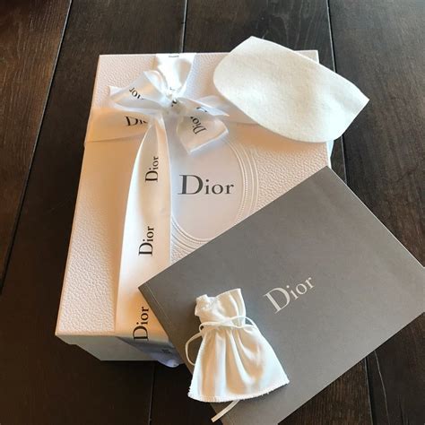 dior eco box vs gift box|Dior art of gifting.